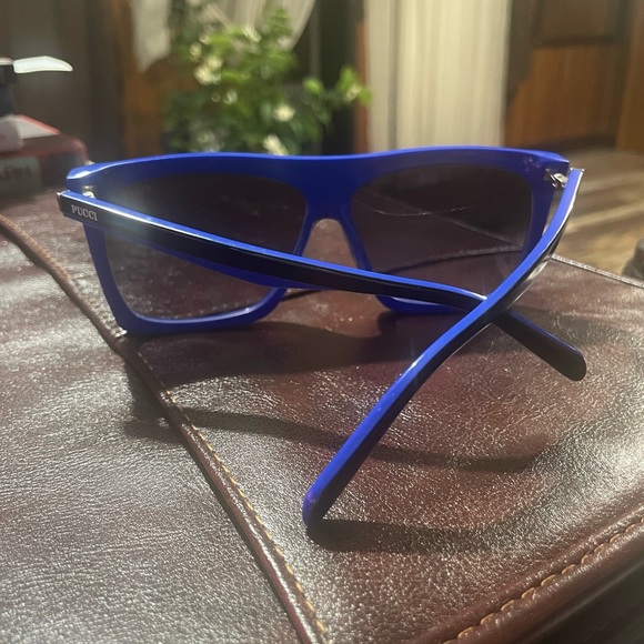 Pre-loved Pucci sunglasses; blue square adorable 🕶️ - Picture 9 of 11